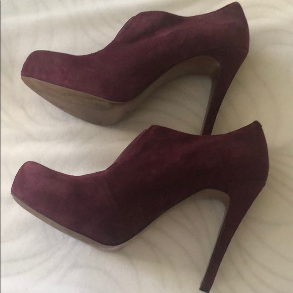 BCBG booties - Picture 4 of 4